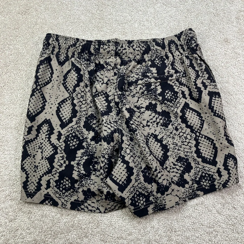 Cove Mens 36 Hybrid Performance Beige Black Snakeskin Print 5in Inseam
